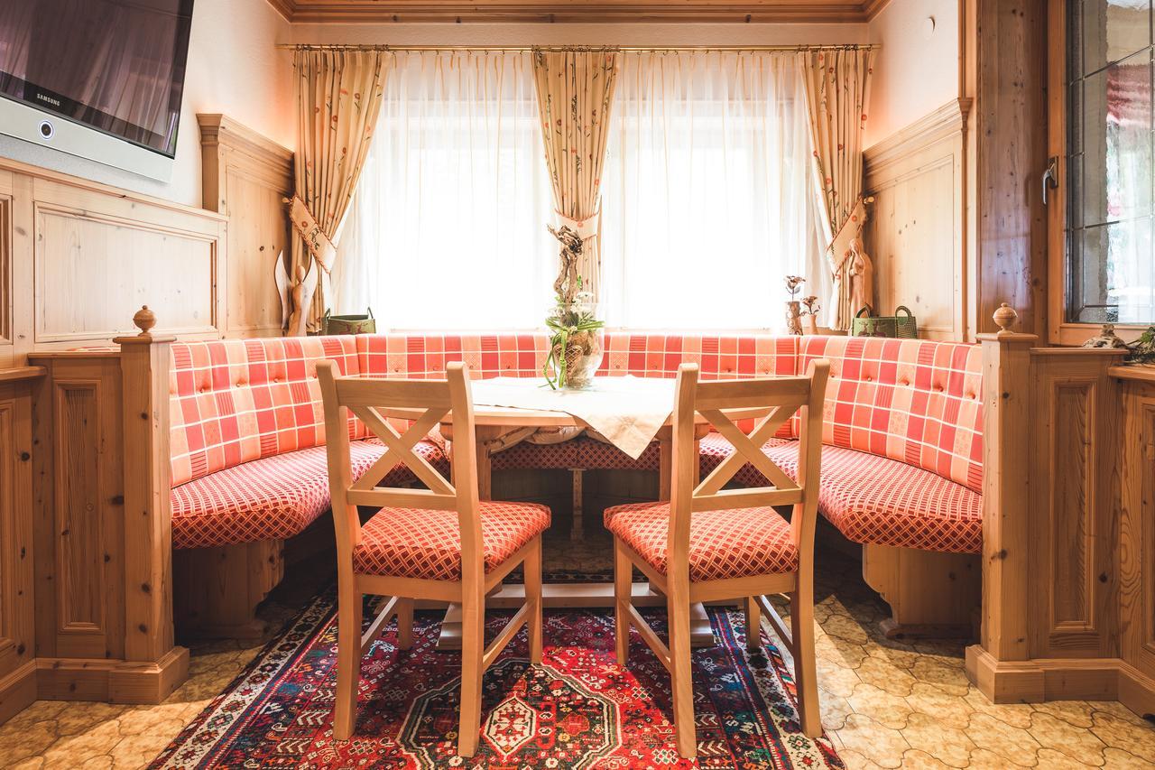 Hotel Garni Tirol Ladis Dış mekan fotoğraf