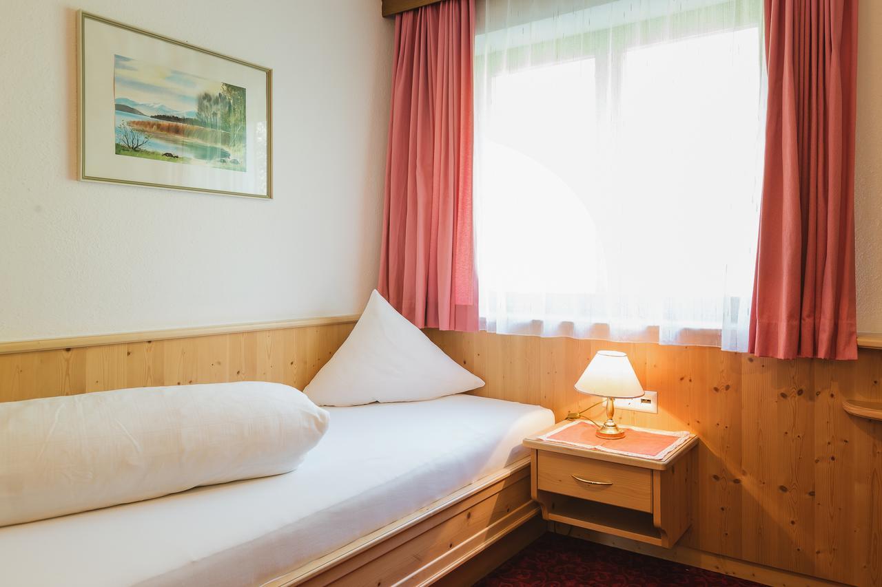 Hotel Garni Tirol Ladis Dış mekan fotoğraf